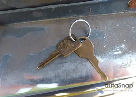 1992 Chevrolet S10 from USA, damaged, VIN 1GCCS14R2NH141022